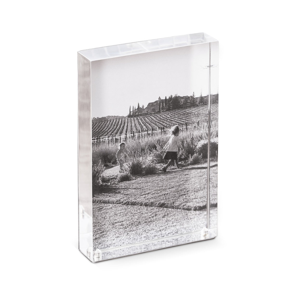 Chelsea 5"x7" Acrylic Picture Frame